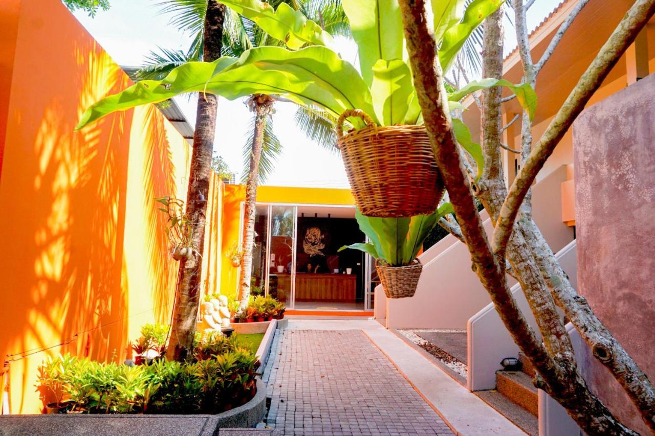 Signature Phuket Resort Chalong Exteriör bild