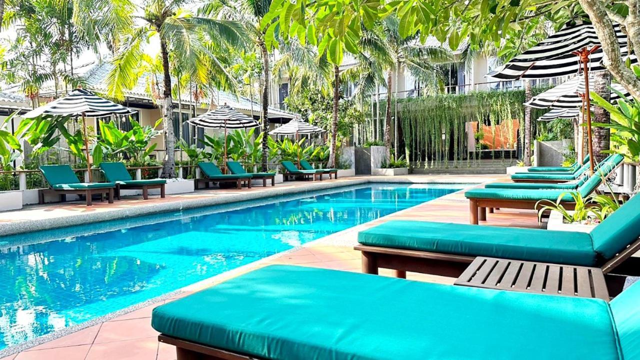 Signature Phuket Resort Chalong Exteriör bild