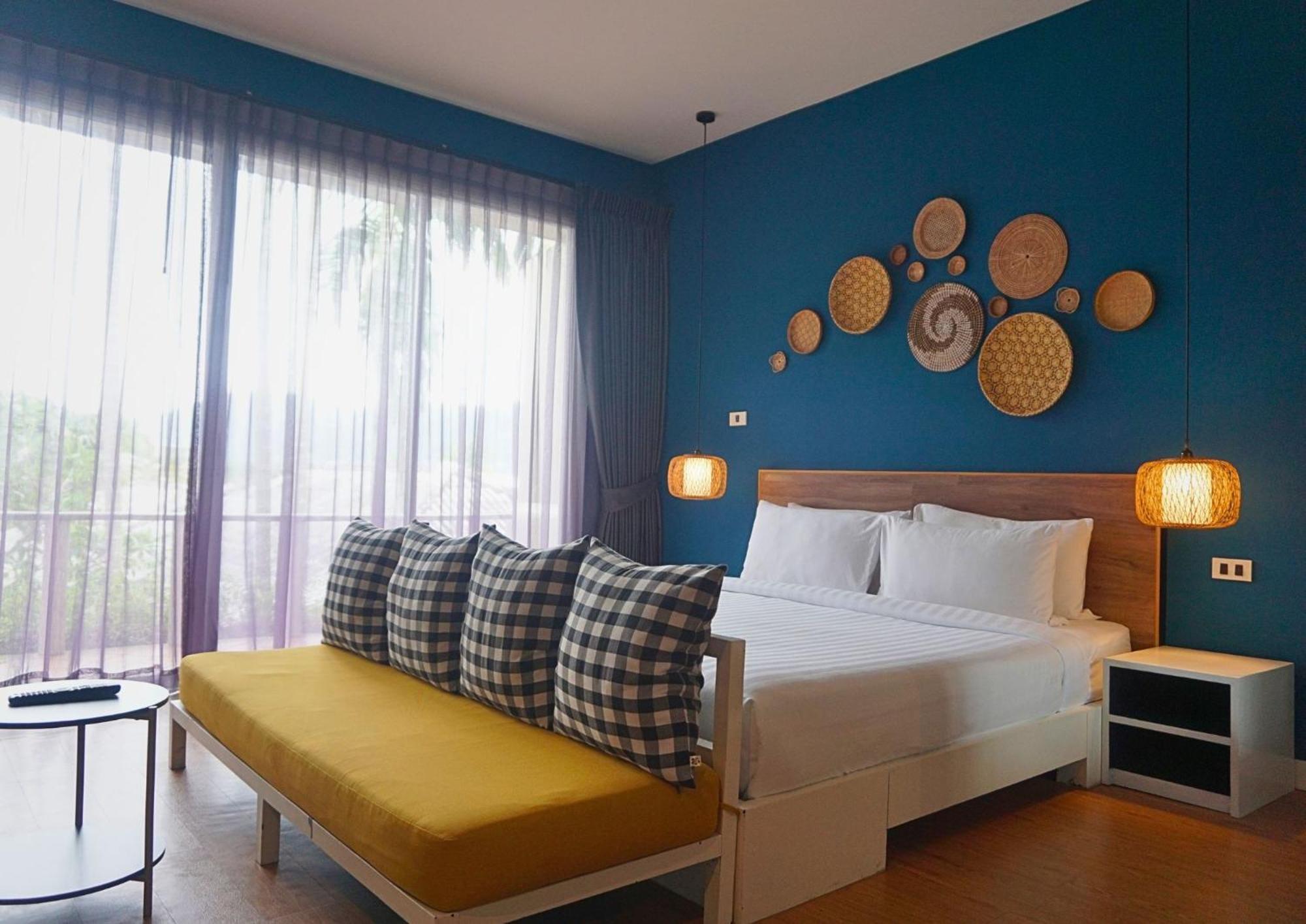 Signature Phuket Resort Chalong Exteriör bild