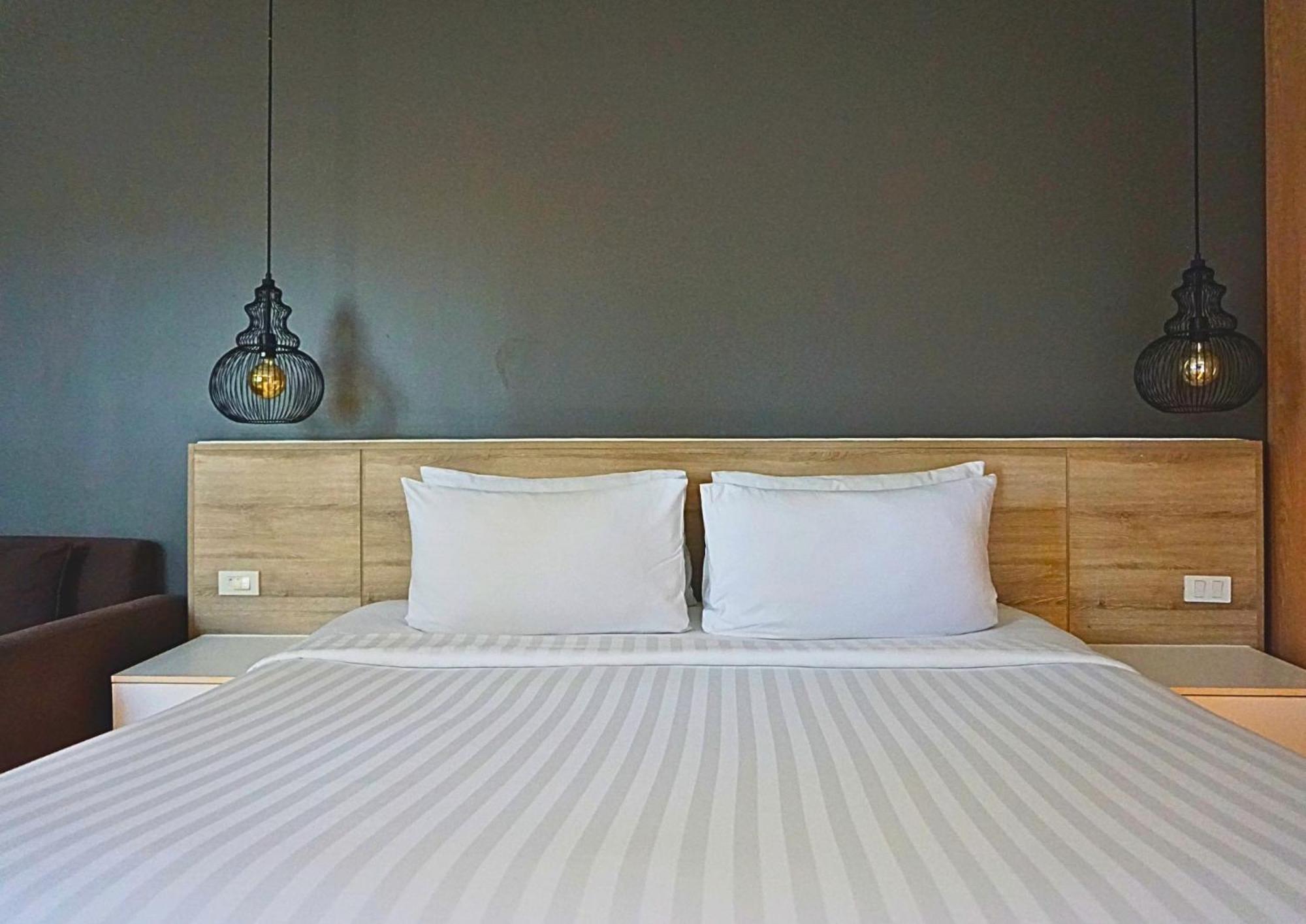 Signature Phuket Resort Chalong Exteriör bild