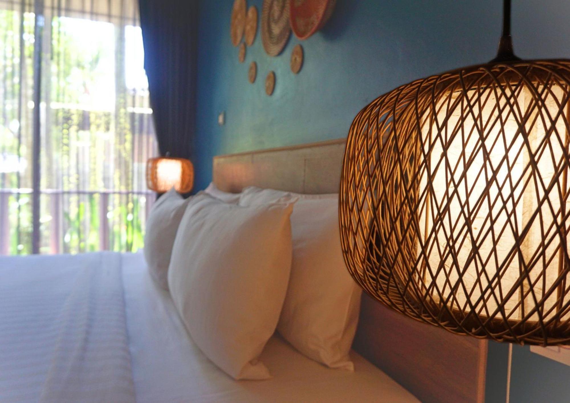 Signature Phuket Resort Chalong Exteriör bild
